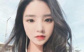 女生问：你会只对我一个人好吗？怎么回答女生？